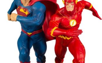 Figura de Superman vs The Flash de McFarlane Toys